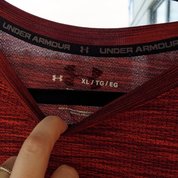 Under Armour Men Sports T-shirt (The Vanish Tee) - Picture 2 of 2